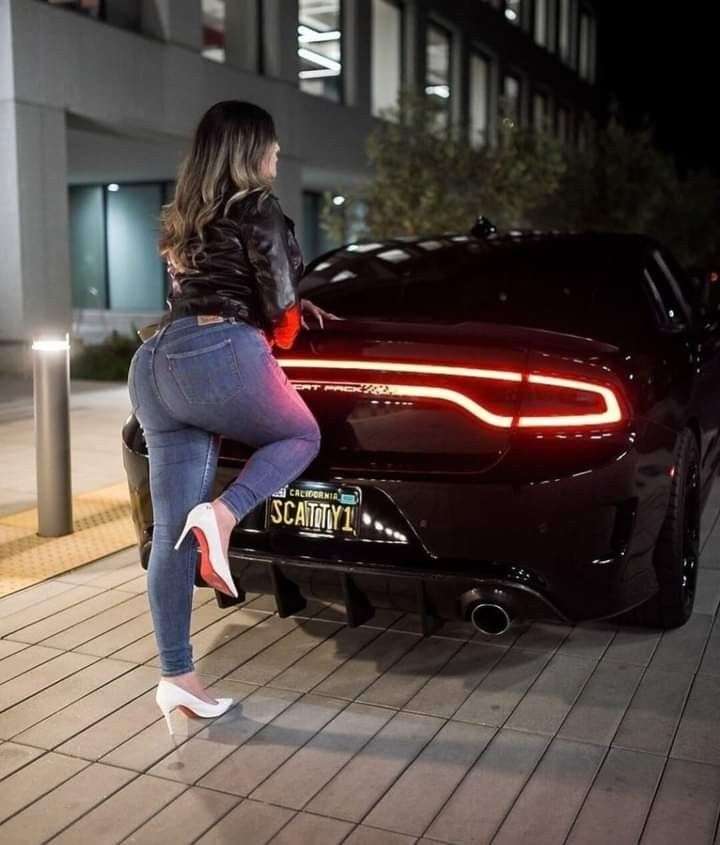 Best Girls For Night – bright preview shot for faster selection – Pakistan – photo 1 of 20